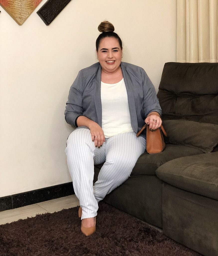 Look plus size para o trabalho 